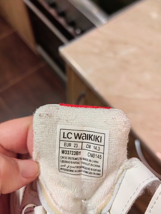 Waikiki Minnie, Мат стар боти, пантофи Gezer