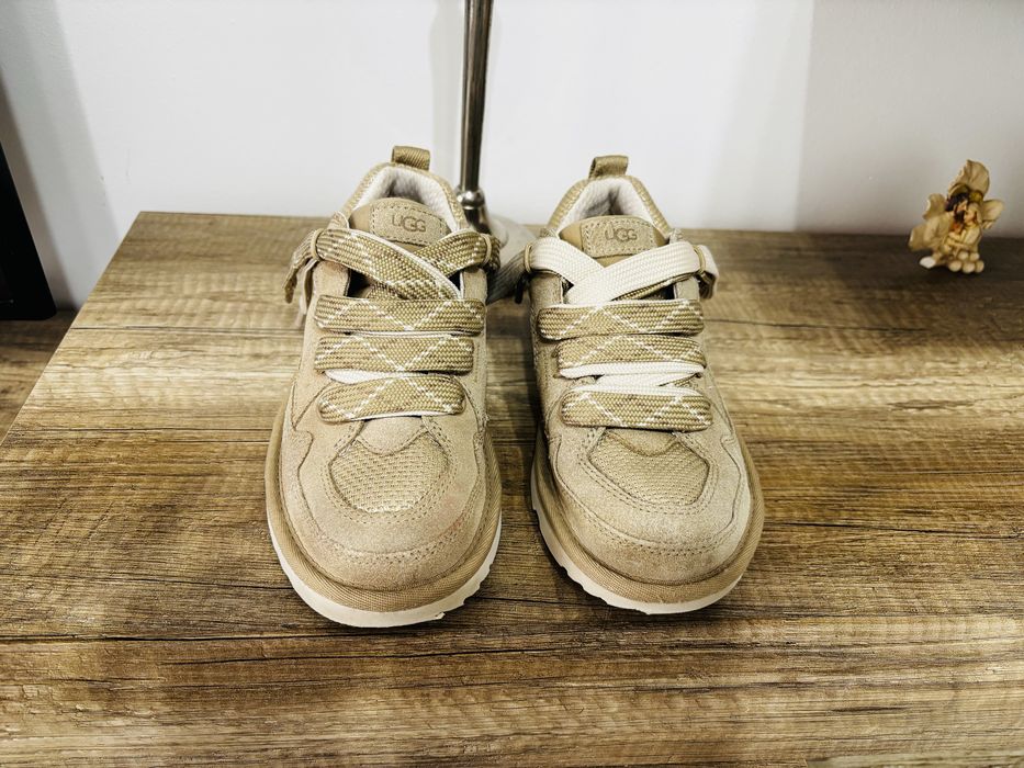 UGG 35 piele intoarsa