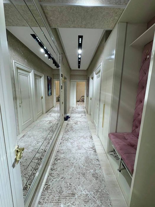 Чиланзар 8. Новостройка.  Евро ЛЮКС. 3 х комнатная