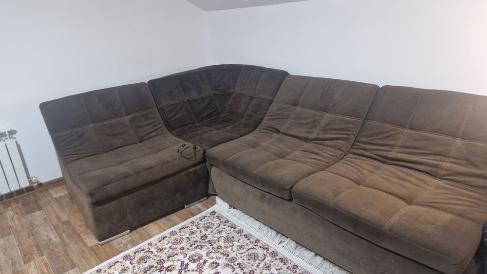 Продаётся диван 5