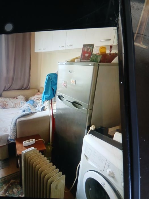 Vând garsoniera micro 19