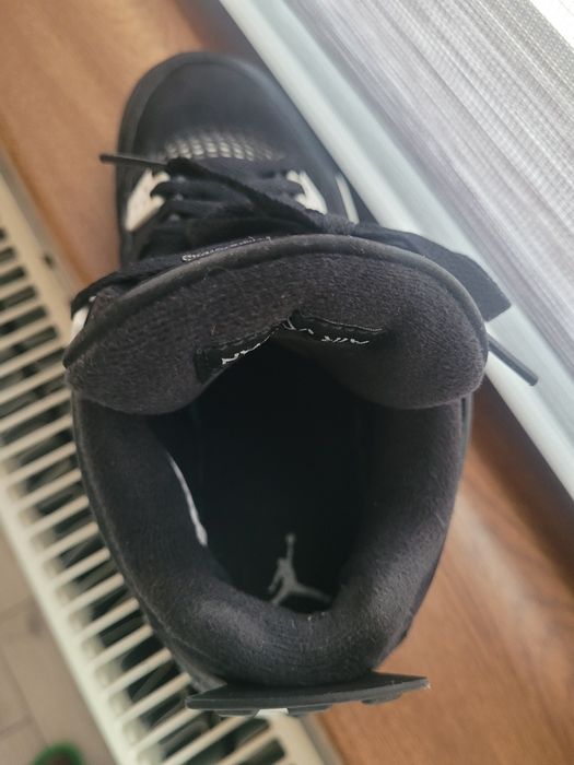 Nike Jordan Retro 4 white thunder