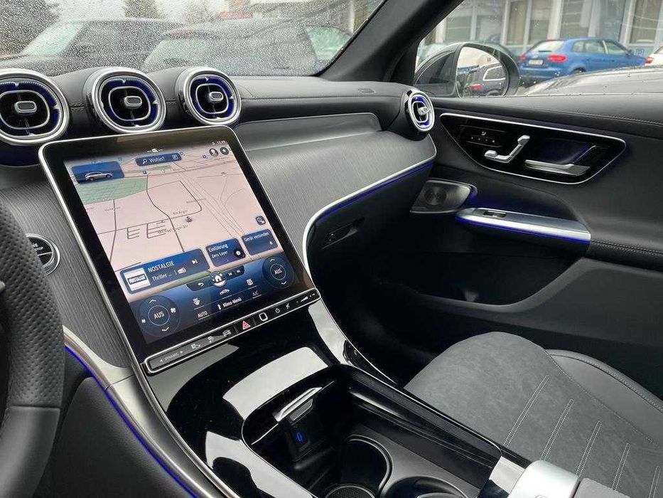 Mersedes Bens GLC 300e (Гибридный)