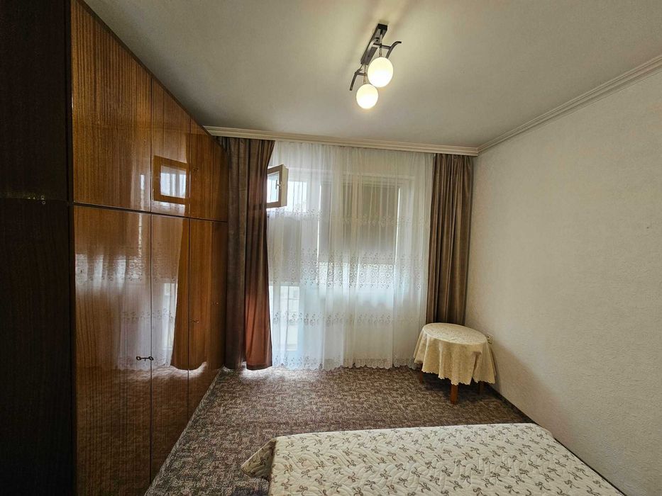 Тристаен до пазар Чаталджа - 600 Евро