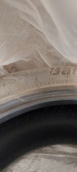 Продам резину 235/55 r18