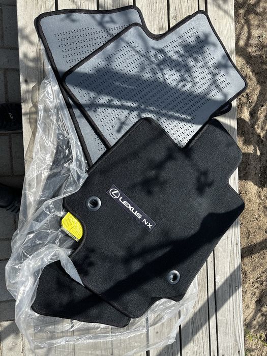 Lexus NX 22 год!Полики оригинал!