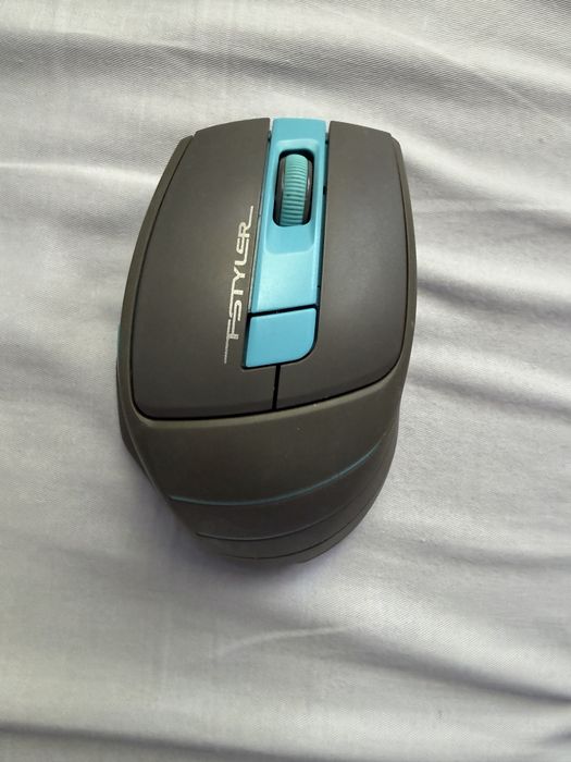 Мышка безпровадная на батарейке