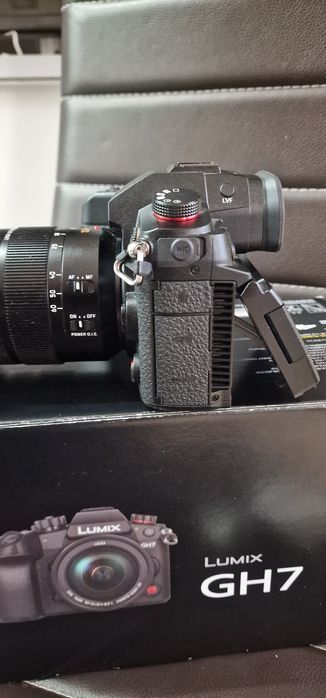 Panasonic gh 7+обектив Leika 12-60 f2.8-4.0