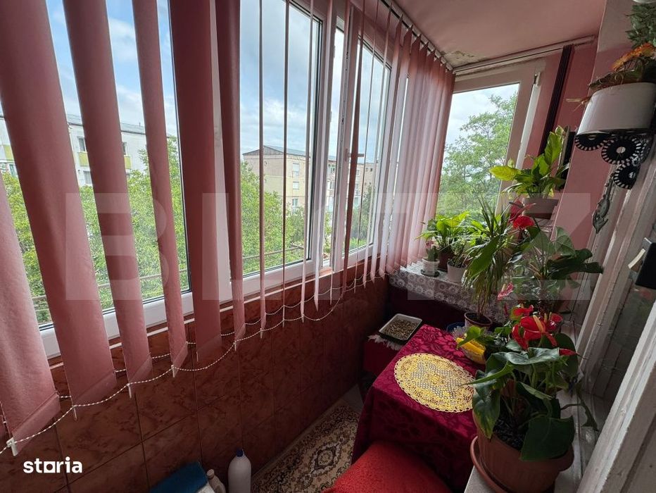 Apartament 3 camere, decomandat | Micro 7, Hunedoara | Etaj 2