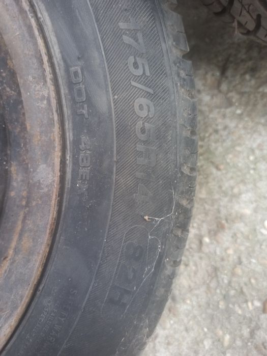 Летни гуми 175 / 65 / R14 с джанти