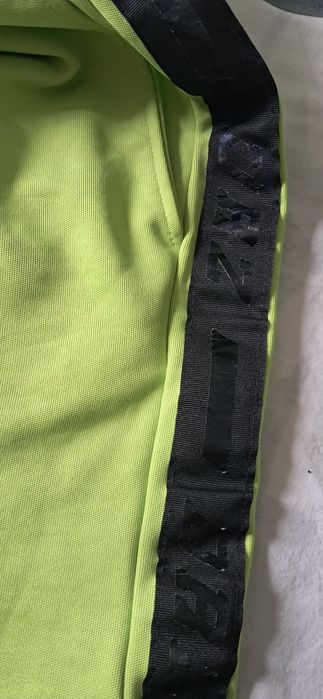 Pantaloni scurti adolescenti