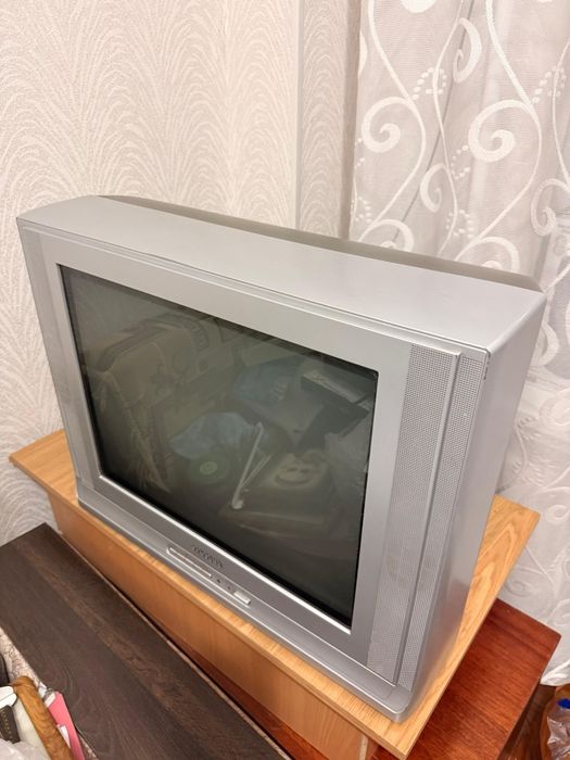 Отдам даром телевизор