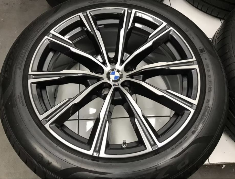 Бмв джанти 20 Цола летни гуми Пирели 7мм