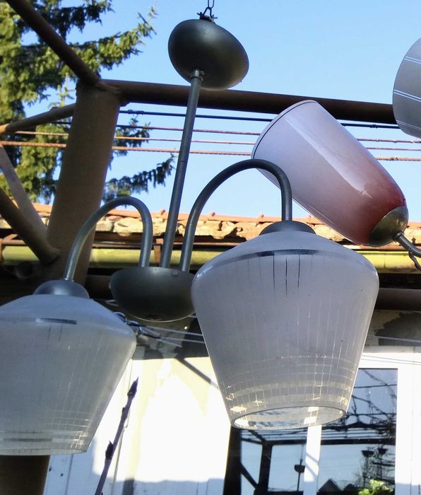 Полюлеи и Осветителни тела