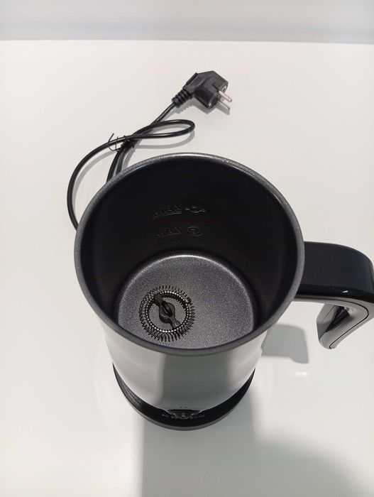 Krups XL1008 Уред за разпенване и затопляне на мляко