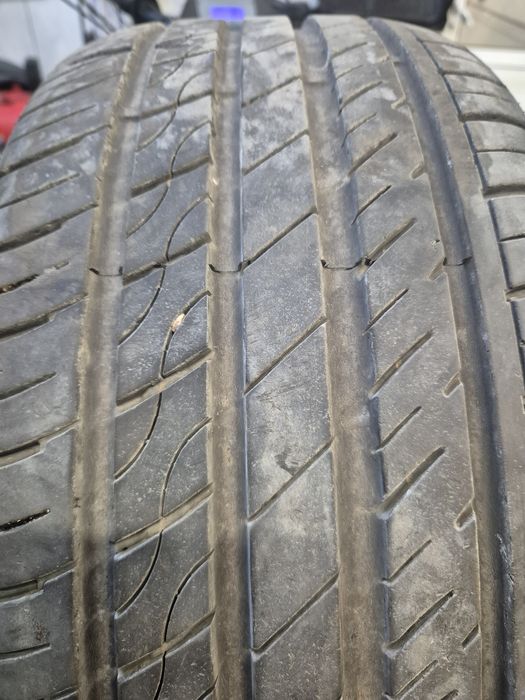 225 35 R19 - 4 бр. летни гуми Arivo ultra ARZ5 Dot 0923