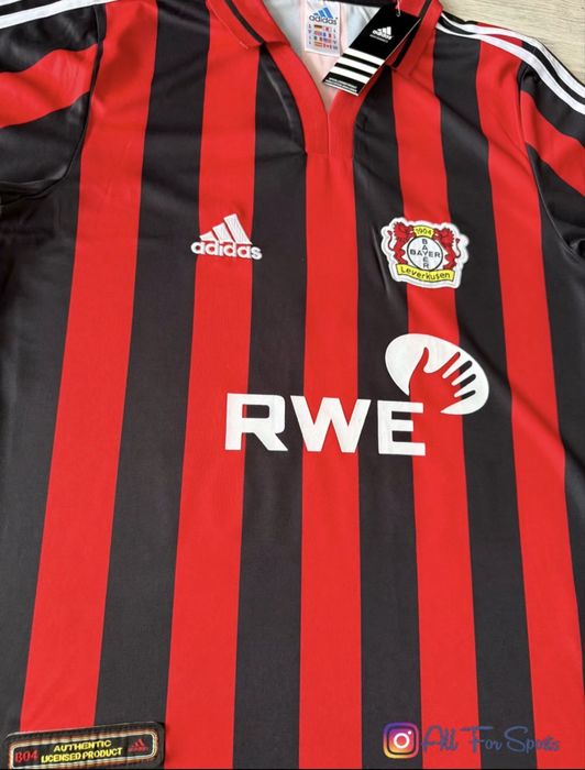 Adidas / Bayer Leverkusen / Berbatov