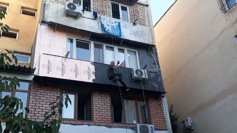 Утепление фасадов на высоте