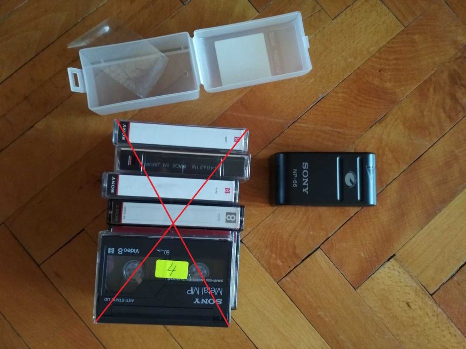 Видео камера Sony CCD-F555E