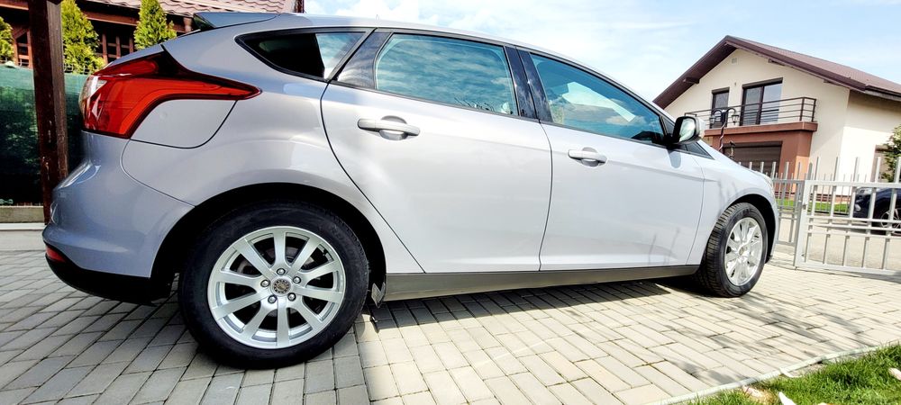 Vand Ford Focus 3 an 2014 km reali