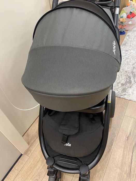 Прогулочная коляска Joie