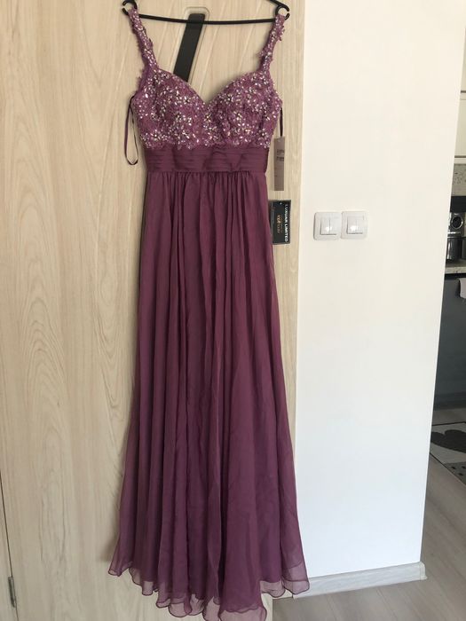 Официални дълги и къси рокли