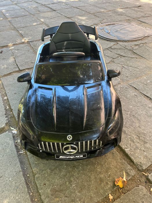 Mercedes AMG акумулаторна кола