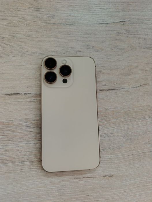 Iphone x 16 pro korpusda