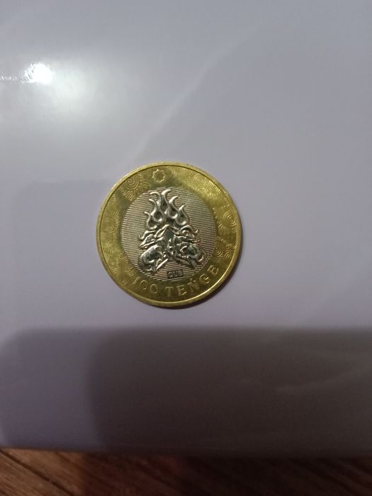Продам монету 100т