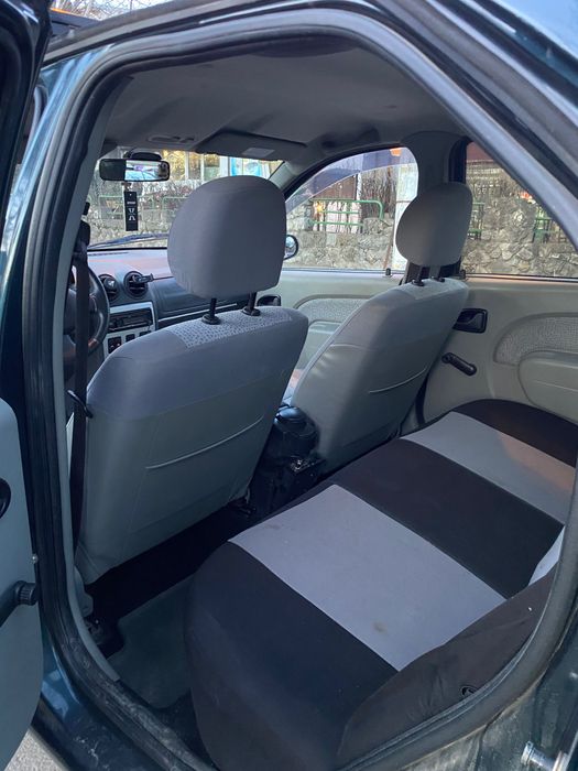 Dacia Logan Laureate 1.4 GPL