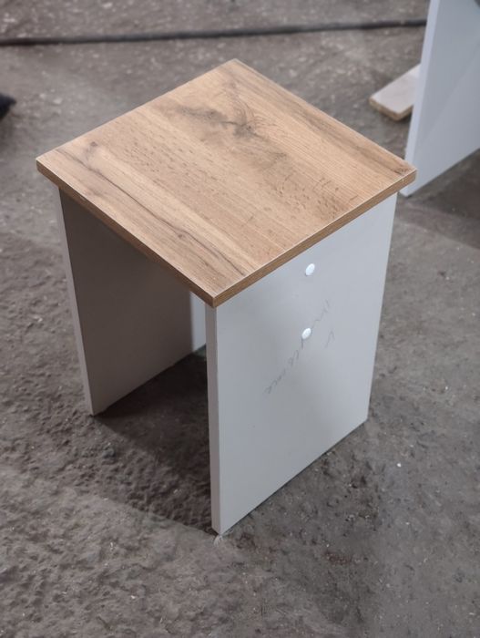 Табуретки разного типа