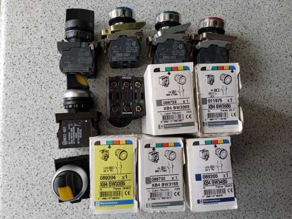 Светещи бутони "Schneider " тип "Harmony XB4" ,превключватели