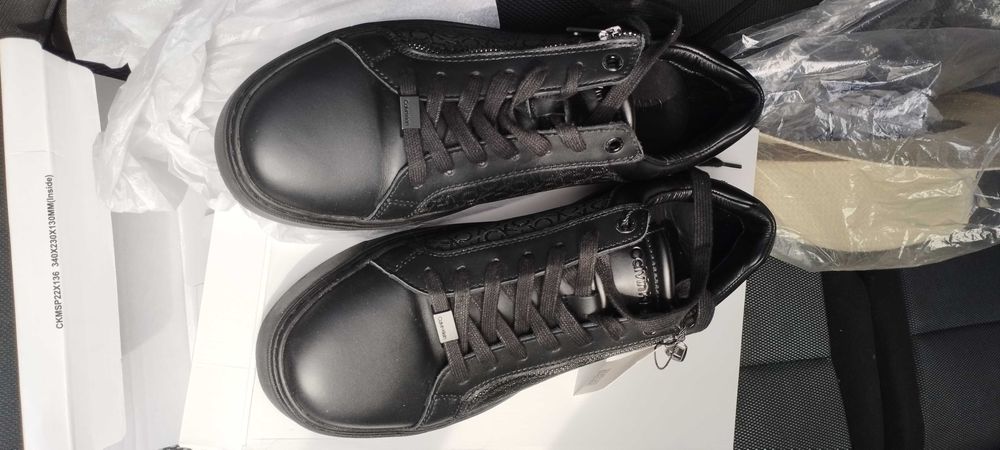 Черни кожени кецове Calvin Klein