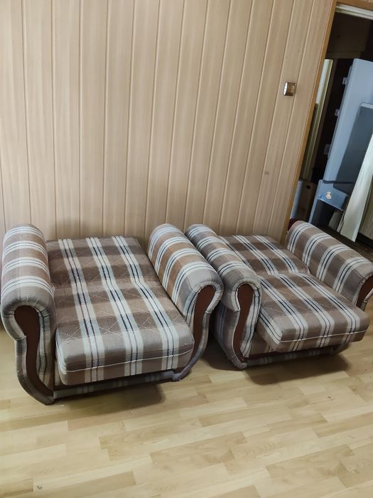 2 fotolii in stare buna