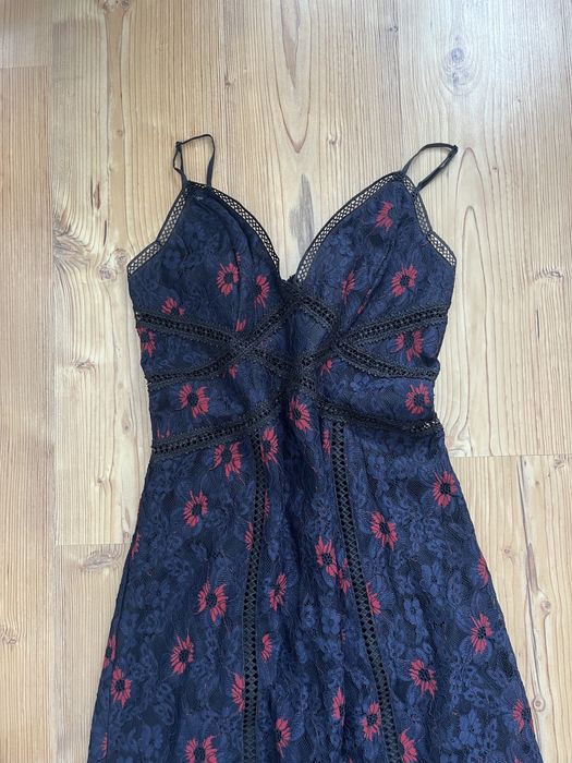 Дамска рокля GUESS