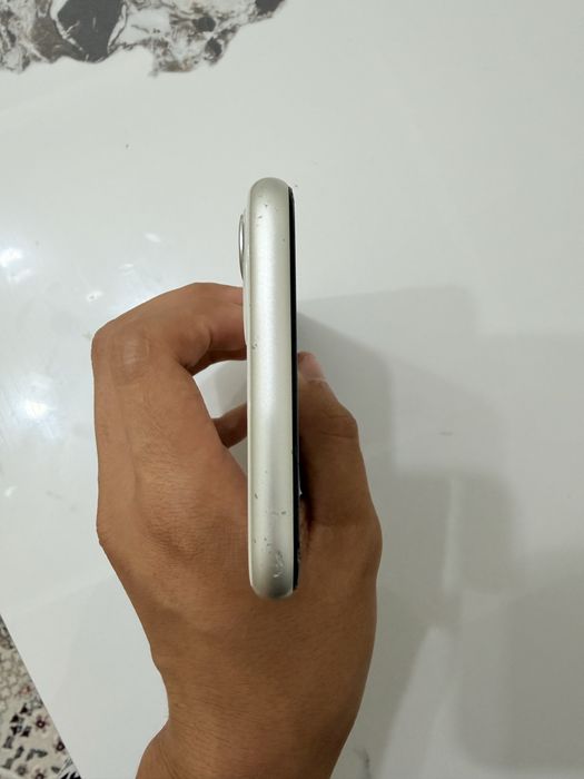 Iphone 11 акум 78% цвет белый