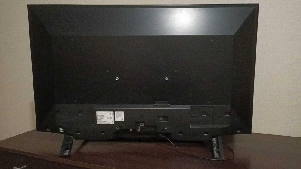 Телевизор на запчасти