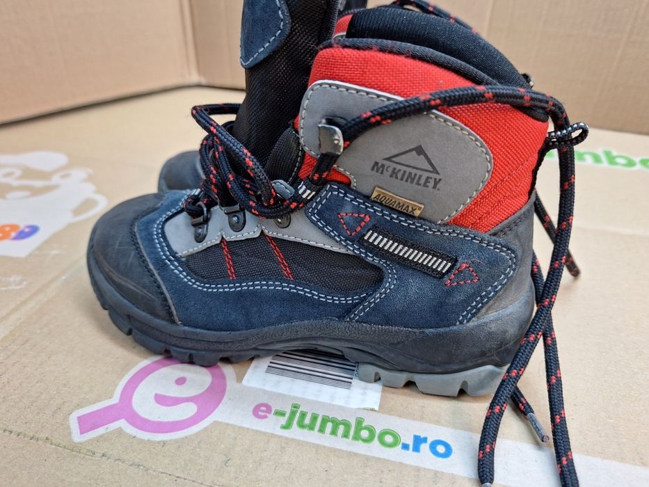 Mc Kinkey- Ghete drumetie copiii- mărimea 32.
