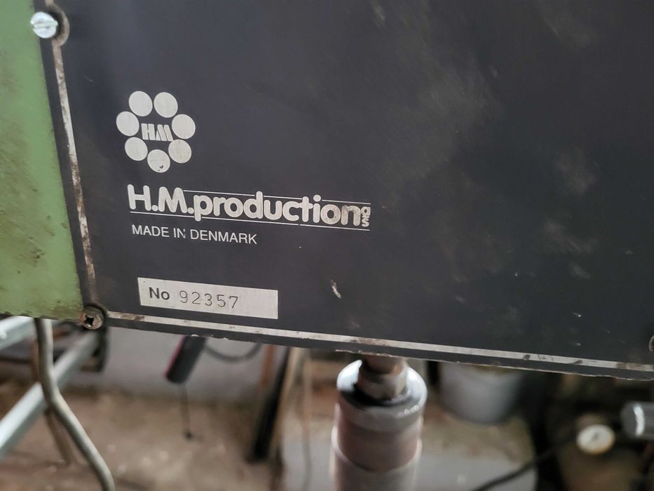 Бормашина колона, трифазна в перфектно състояние.