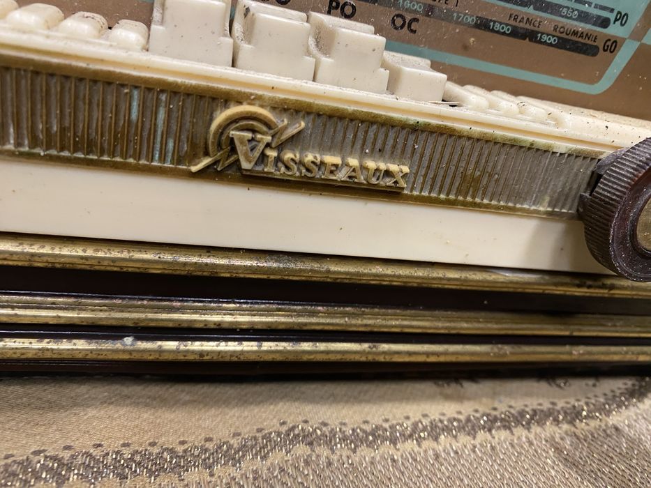 Ретро радио от франция