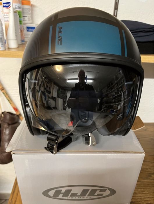 Каска за мотор HJC V30