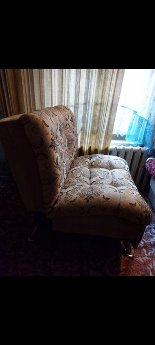 Продам диван и кресла