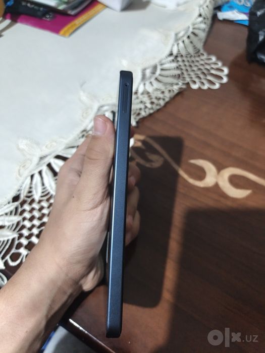 Samsung a16 sotiladi holati zor