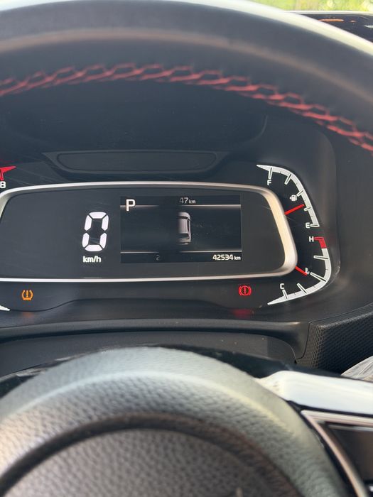 KIA sonet 2025 3 pozitsya