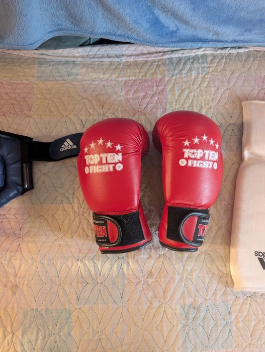 Снаряжение для кикбоксинга