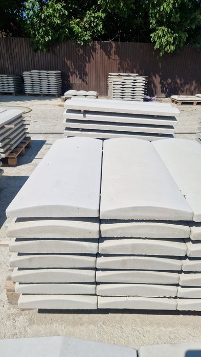 Capace de gard și palarii tuburi beton și spalieri