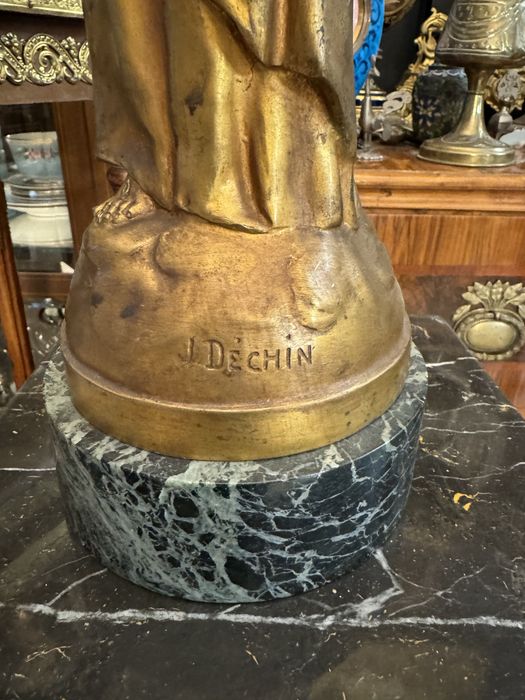 Statueta - semnata- antimoniu
