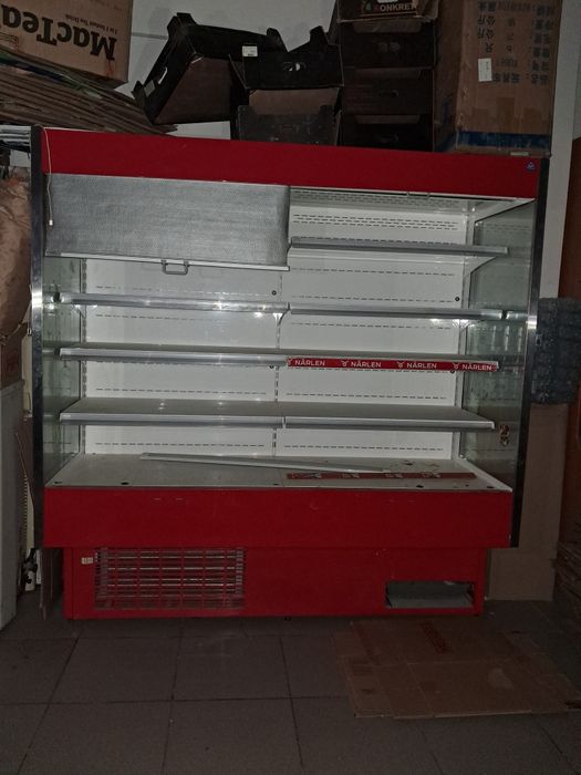 Холодильник для магазина