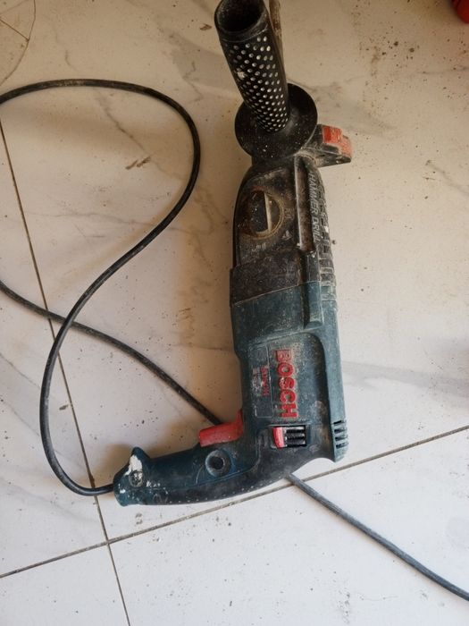 BOSCH  прифоратор