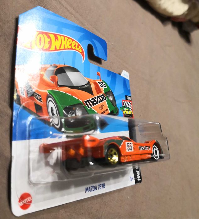 Hot wheels mazda 787B